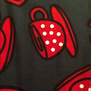 LuLaRoe Pants - NWT OS LLR Tea Cups & Tea Pots Printed Leggings LuLaRoe Pants - NWT OS LLR Tea Cups & Tea Pots Printed Leggings